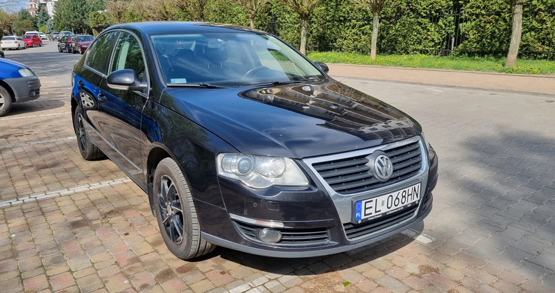 Volkswagen Passat cena 19900 przebieg: 275838, rok produkcji 2009 z Łódź małe 79